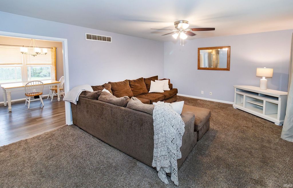 Photo of 1703 Crystal Court, Evansville, IN 47714 (MLS # 202540641)