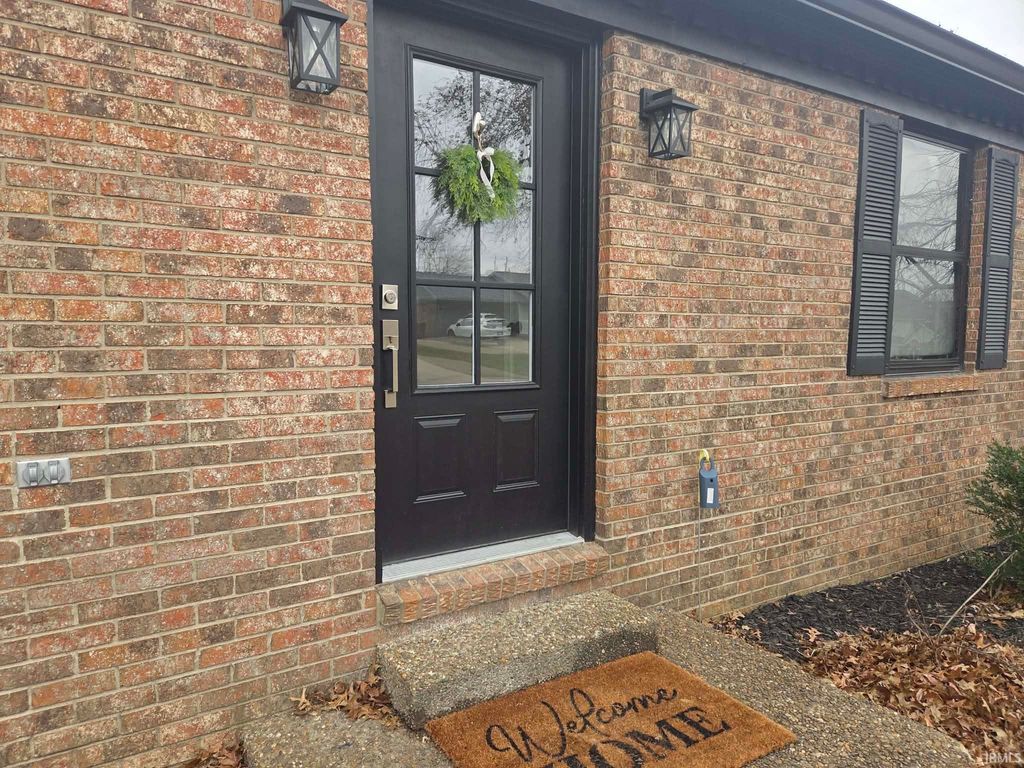 Photo of 7699 Georgia Lane, Newburgh, IN 47630 (MLS # 202548711)