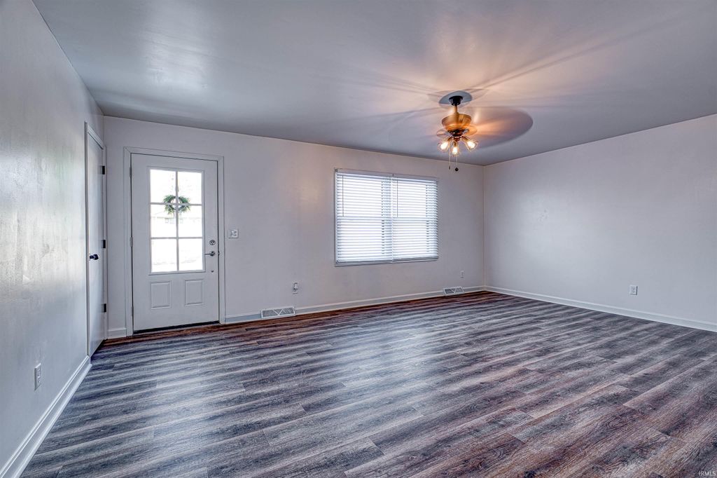 Photo of 7699 Georgia Lane, Newburgh, IN 47630 (MLS # 202548711)