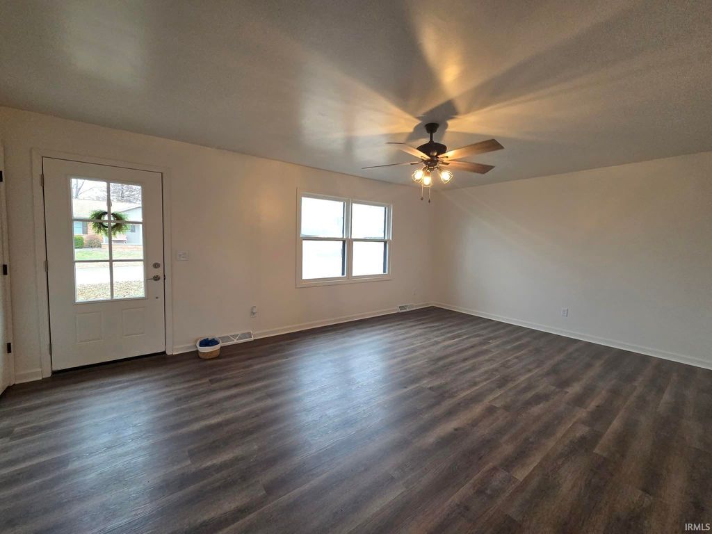 Photo of 7699 Georgia Lane, Newburgh, IN 47630 (MLS # 202548711)