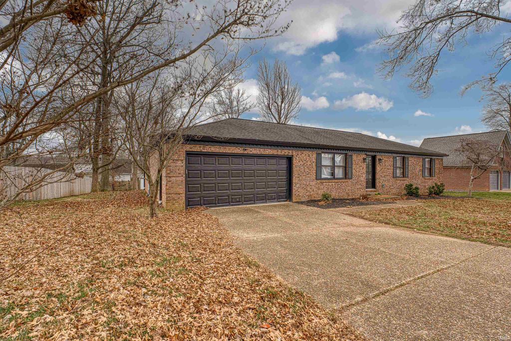Photo of 7699 Georgia Lane, Newburgh, IN 47630 (MLS # 202548711)