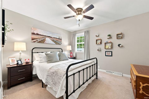 Tiny photo for 401 N Aspen Lane, Muncie, IN 47304 (MLS # 202636208)