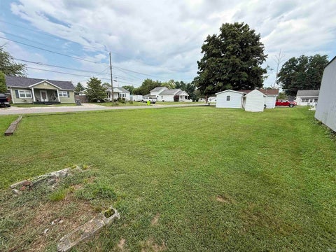 Tiny photo for 1801 Wabash Street, Vincennes, IN 47591 (MLS # 202632372)