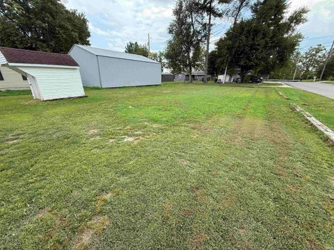 Tiny photo for 1801 Wabash Street, Vincennes, IN 47591 (MLS # 202632372)