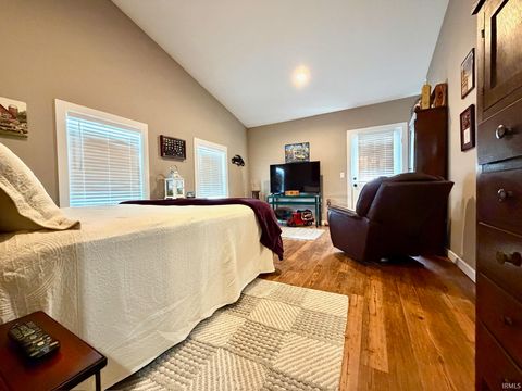 Tiny photo for 17 Eastview Court, Bedford, IN 47421 (MLS # 202604124)