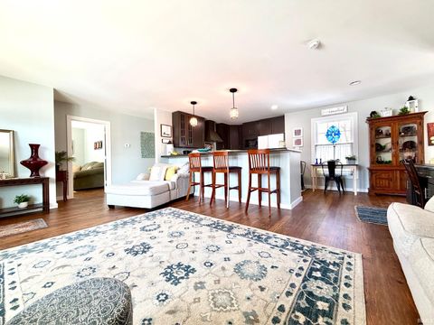 Tiny photo for 17 Eastview Court, Bedford, IN 47421 (MLS # 202604124)