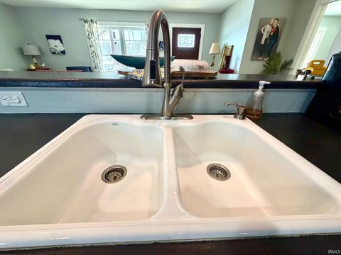 Tiny photo for 17 Eastview Court, Bedford, IN 47421 (MLS # 202604124)