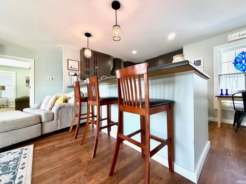 Tiny photo for 17 Eastview Court, Bedford, IN 47421 (MLS # 202604124)