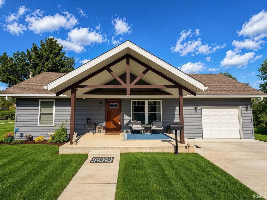 Photo of 17 Eastview Court, Bedford, IN 47421 (MLS # 202604124)