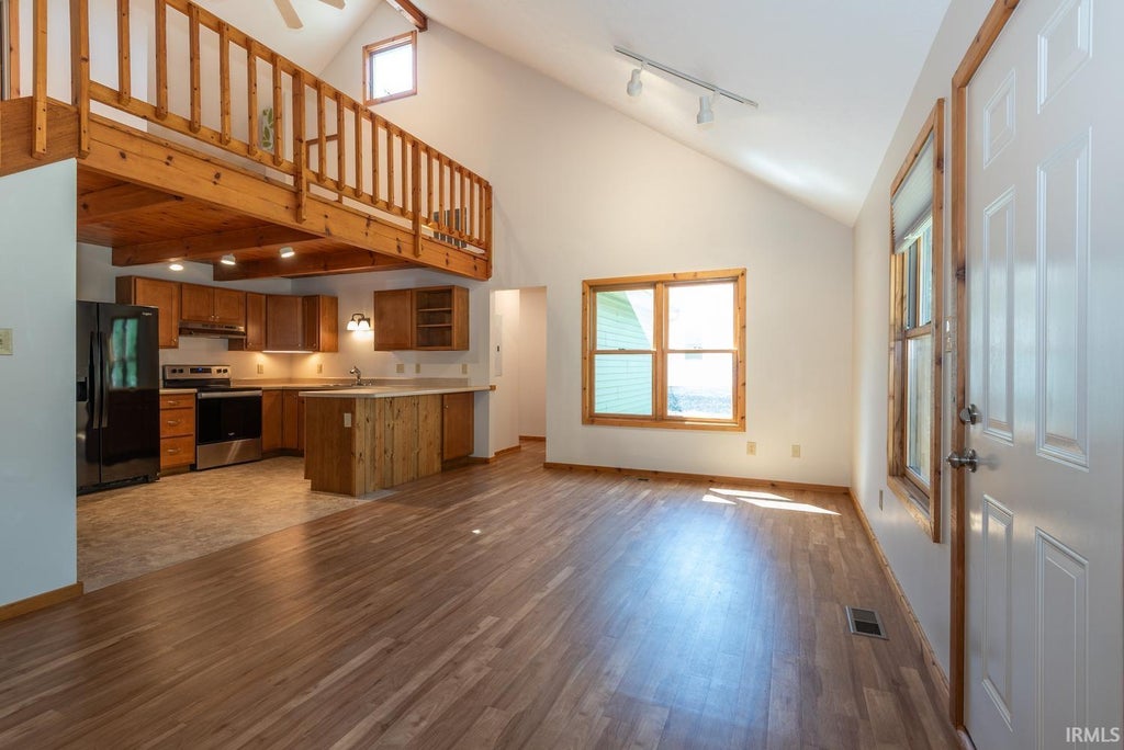 Photo of 3850 S Snoddy Road, Bloomington, IN 47401 (MLS # 202634328)