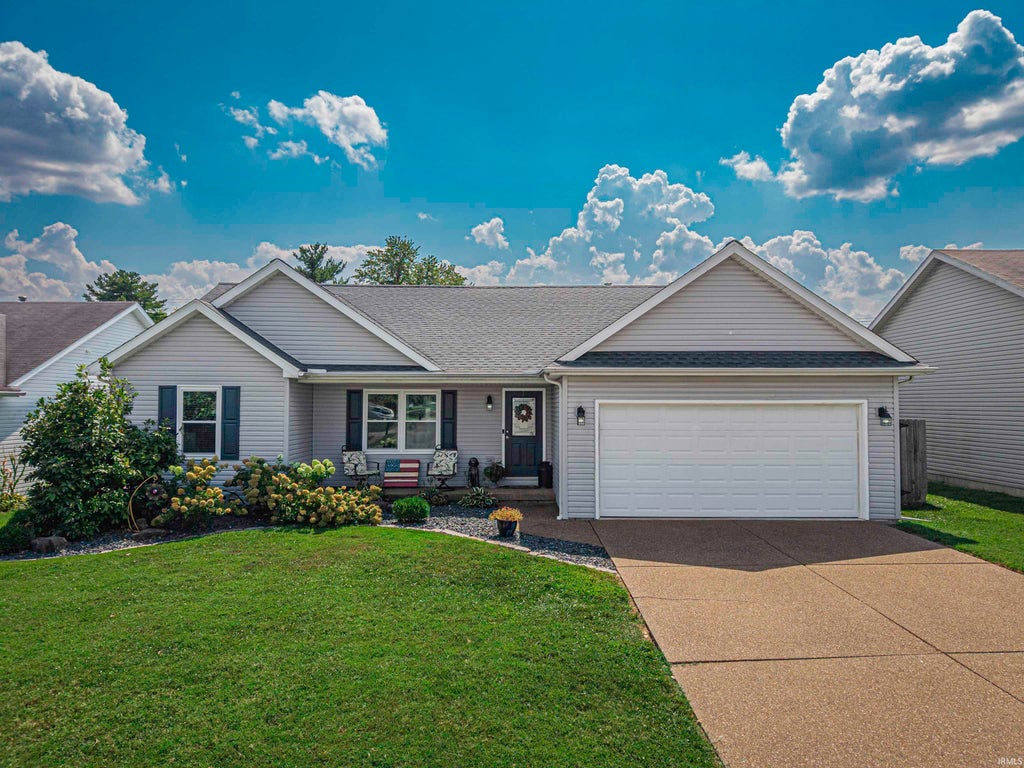 Photo of 10529 Tecumseh Drive, Newburgh, IN 47630 (MLS # 202636116)