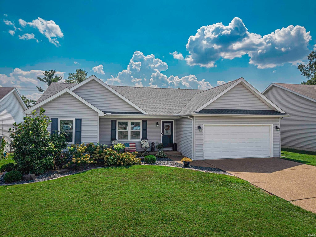 Photo of 10529 Tecumseh Drive, Newburgh, IN 47630 (MLS # 202636116)