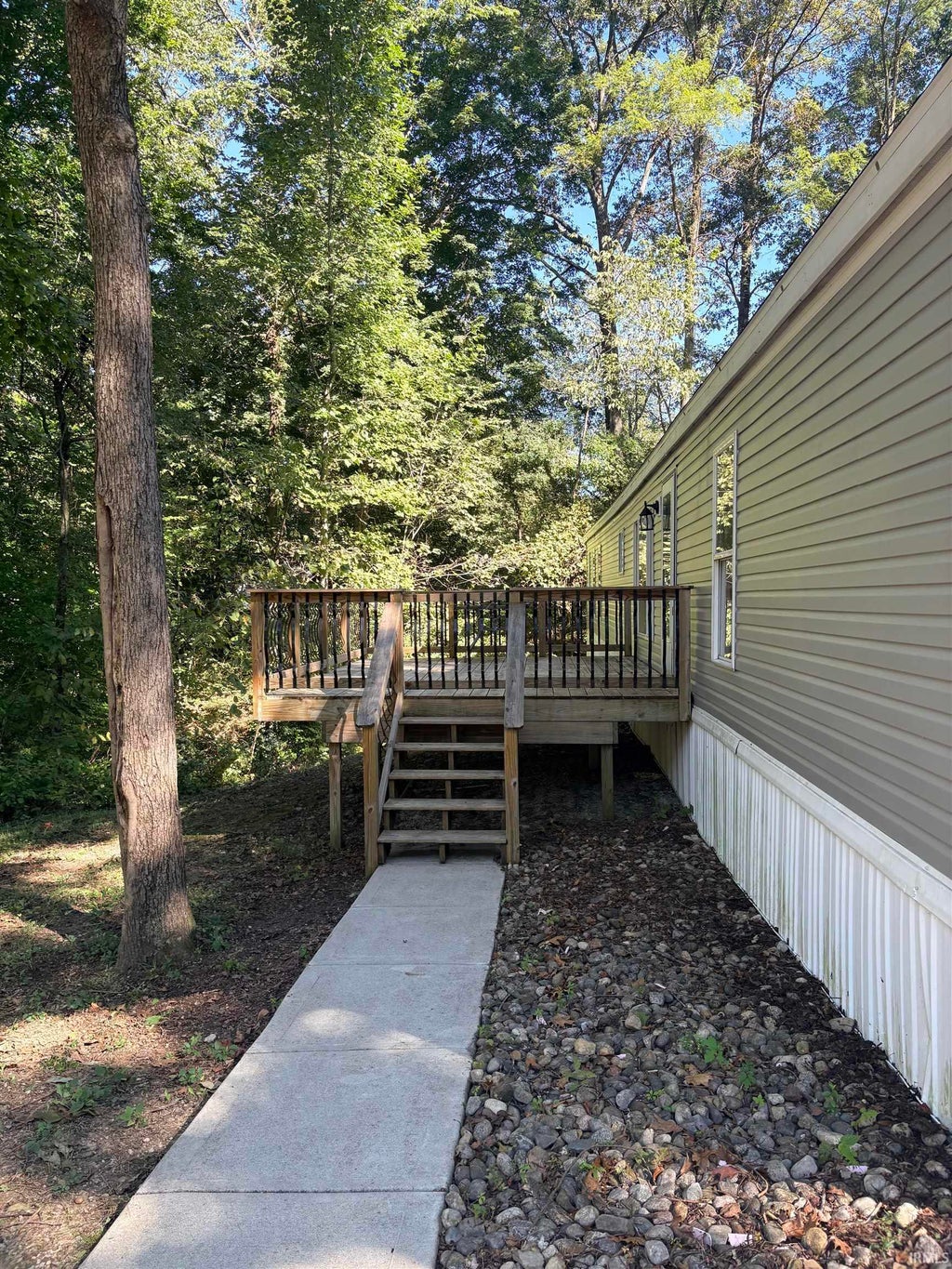 Photo of 786 Frost Way, Cloverdale, IN 46120 (MLS # 202640086)