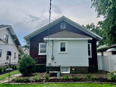 Tiny photo for 615 Burlington Avenue, Logansport, IN 46947 (MLS # 202632761)