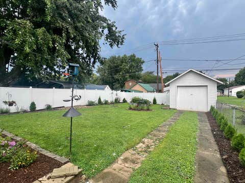 Tiny photo for 615 Burlington Avenue, Logansport, IN 46947 (MLS # 202632761)