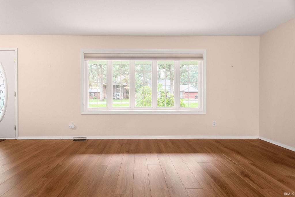 Photo of 53332 Oakton Drive, South Bend, IN 46635 (MLS # 202640907)