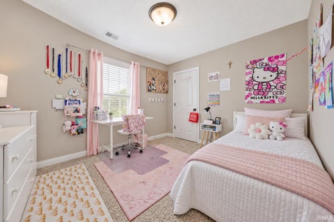 Tiny photo for 8825 Hartwell Drive, Evansville, IN 47725 (MLS # 202636858)