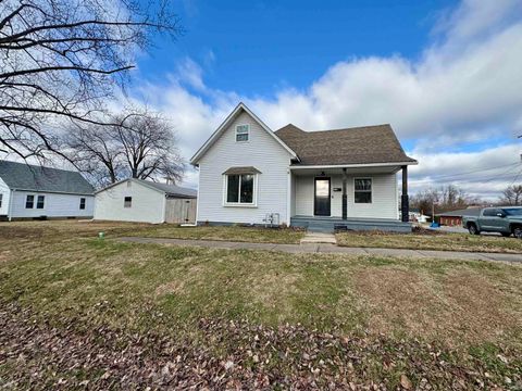 Tiny photo for 108 E Walnut Street, Petersburg, IN 47567 (MLS # 202549344)