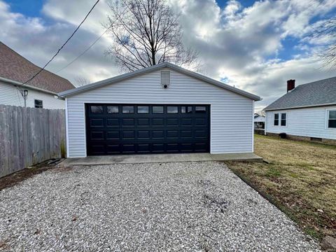 Tiny photo for 108 E Walnut Street, Petersburg, IN 47567 (MLS # 202549344)