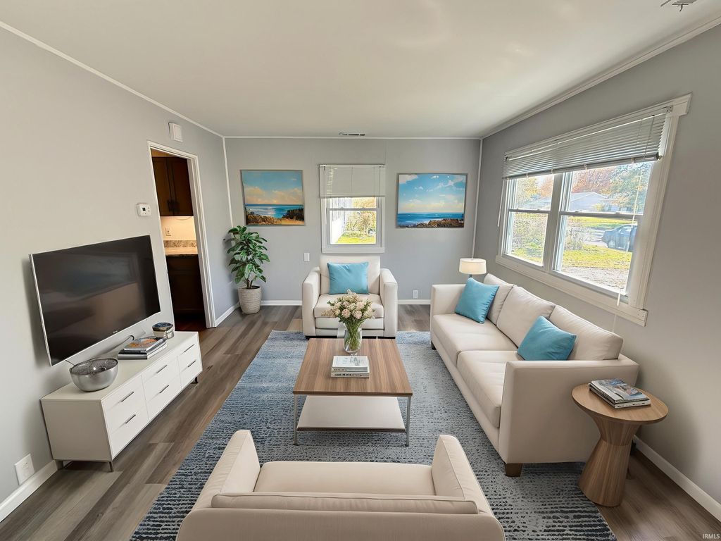 Photo of 319 Sheridan Road, Evansville, IN 47711 (MLS # 202545117)