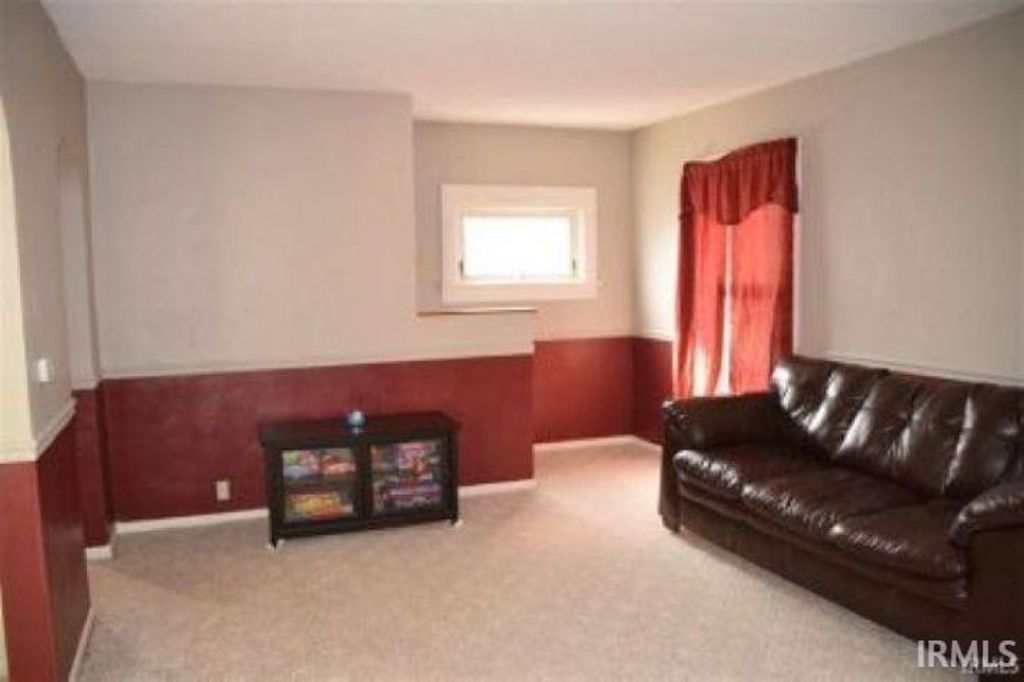 Photo of 248 Center Street, Auburn, IN 46706 (MLS # 202604869)