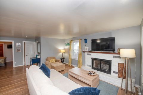Tiny photo for 479 E Lakeside Drive, Monticello, IN 47960 (MLS # 202617737)