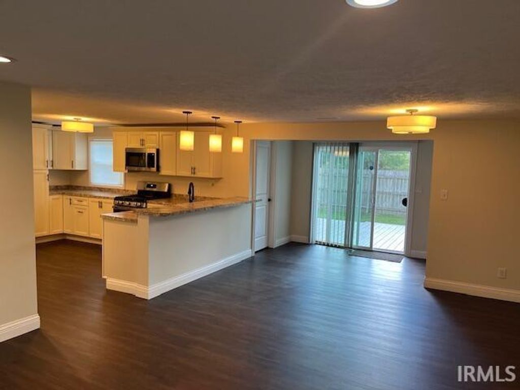 Photo of 55075 Sundown Road, South Bend, IN 46628 (MLS # 202536415)