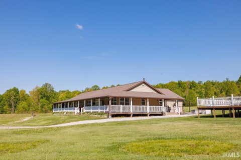 Photo of 2879 E Calvertville Road, Bloomfield, IN 47424 (MLS # 202615254)