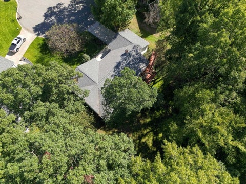 Tiny photo for 13705 Old Creek Court, Mishawaka, IN 46545 (MLS # 202641939)