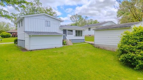 Tiny photo for 642 Fairway Drive, Wabash, IN 46992 (MLS # 202618697)