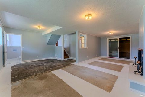 Tiny photo for 642 Fairway Drive, Wabash, IN 46992 (MLS # 202618697)
