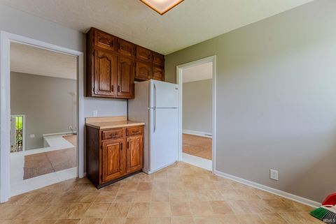 Tiny photo for 642 Fairway Drive, Wabash, IN 46992 (MLS # 202618697)