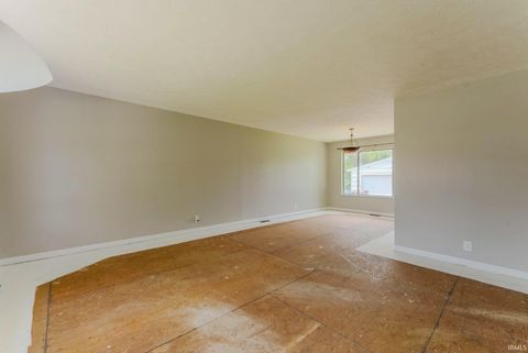 Tiny photo for 642 Fairway Drive, Wabash, IN 46992 (MLS # 202618697)
