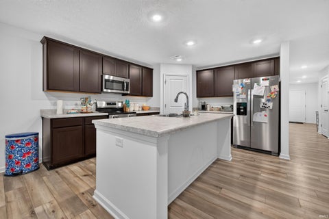 Tiny photo for 3248 Sand Walk Drive, Kokomo, IN 46902 (MLS # 202637609)