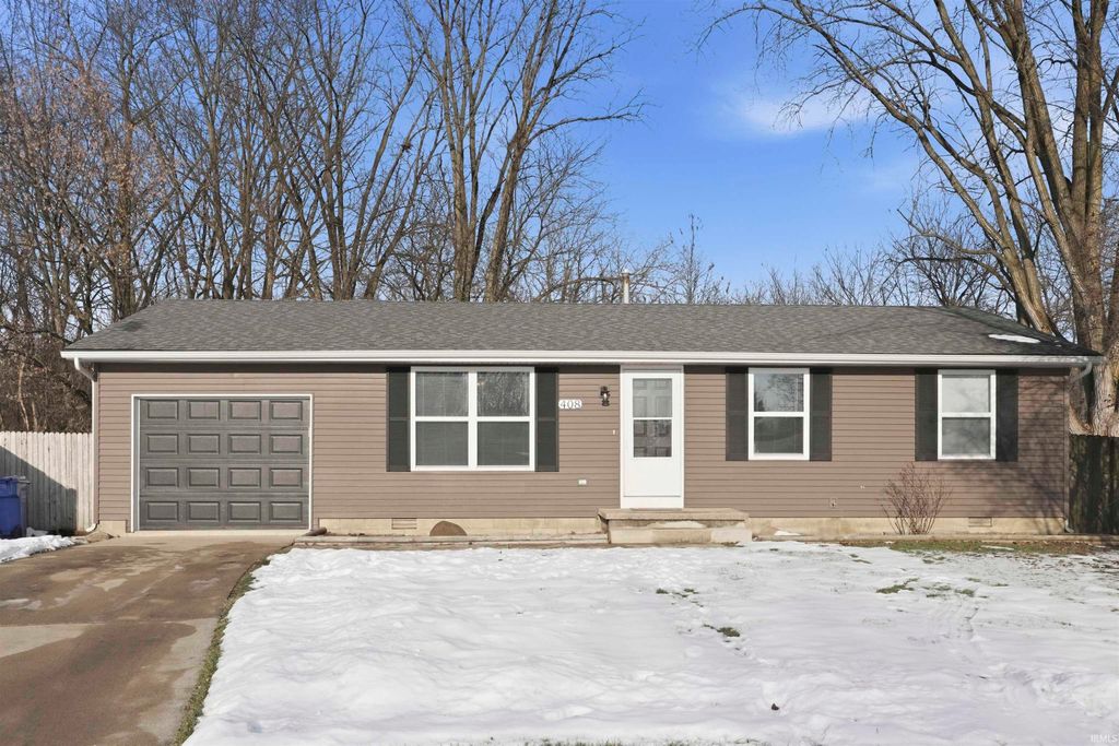 Photo of 408 Arrowhead Court, Columbia City, IN 46725 (MLS # 202549247)