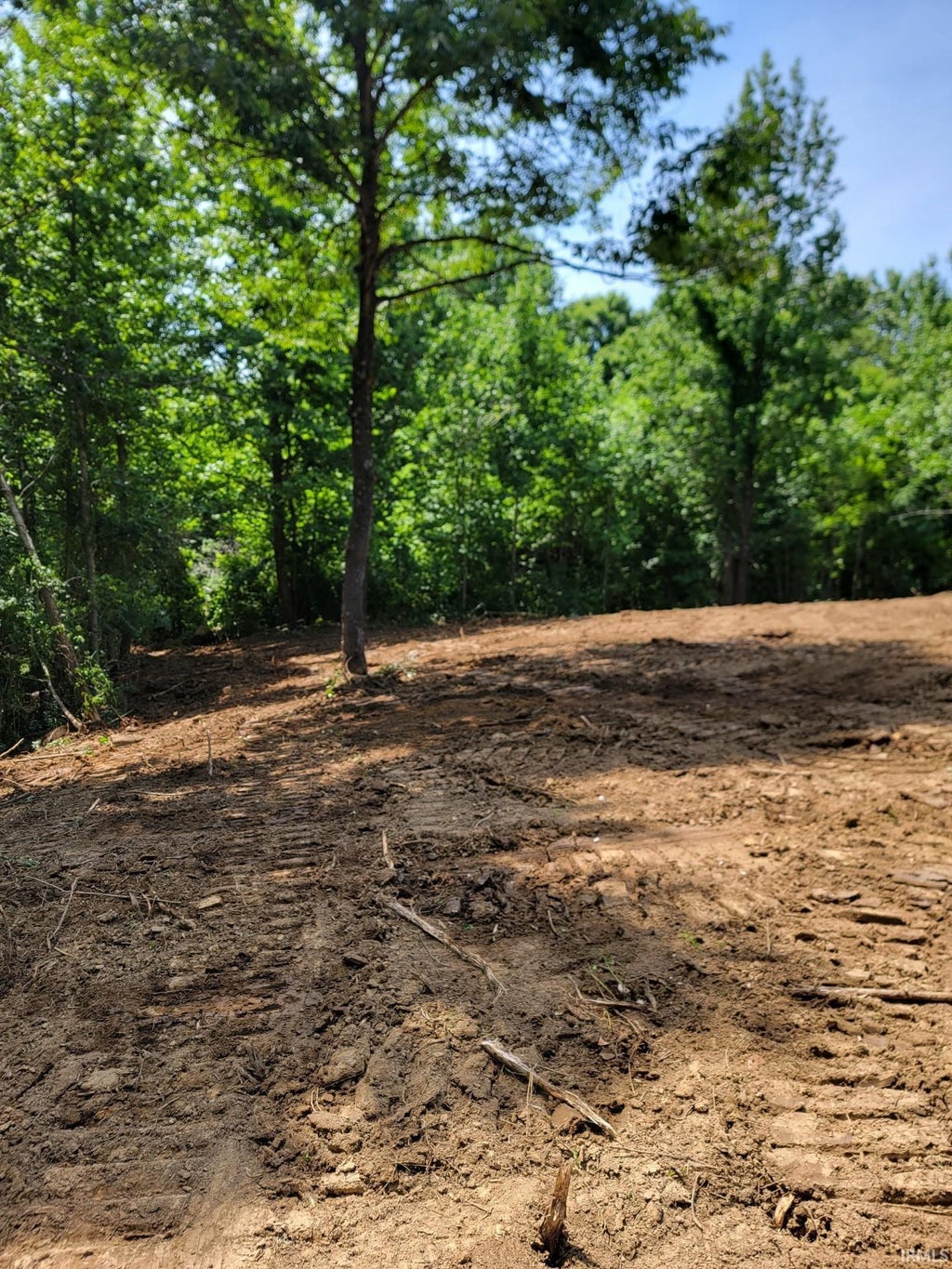 Photo of 000 Chestnut Grove Road, Tell City, IN 47586 (MLS # 202625163)