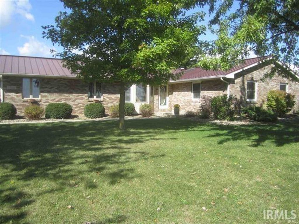 Photo of 14611 Spencerville Road, Grabill, IN 46741 (MLS # 202549403)