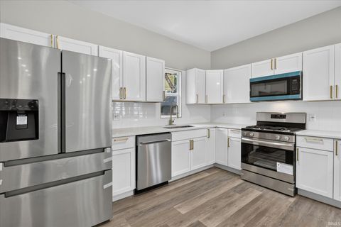 Tiny photo for 1026 Clover Street, South Bend, IN 46615 (MLS # 202625488)