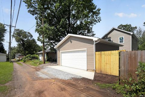 Tiny photo for 1026 Clover Street, South Bend, IN 46615 (MLS # 202625488)