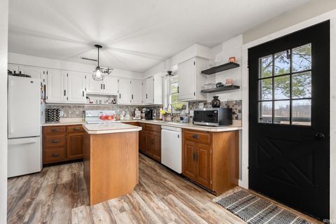 Tiny photo for 5600 S State Road 1, Hamilton, IN 46742 (MLS # 202605348)