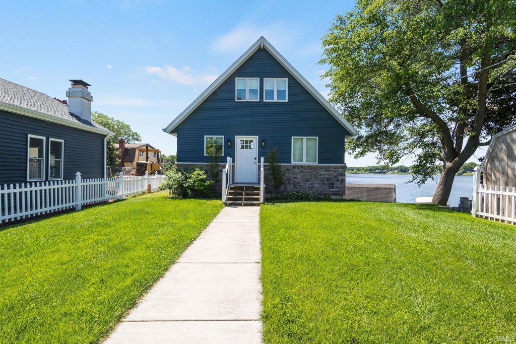 Photo of 10566 Jefferson Road, Osceola, IN 46561 (MLS # 202621621)