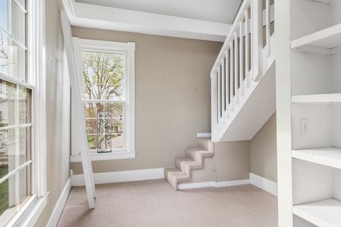 Tiny photo for 1007 Edgewater Ave Ave, Fort Wayne, IN 46805 (MLS # 202614388)