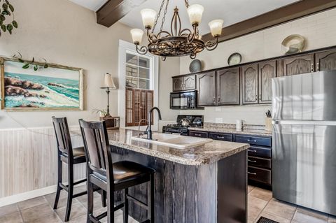 Tiny photo for 1007 Edgewater Ave Ave, Fort Wayne, IN 46805 (MLS # 202614388)