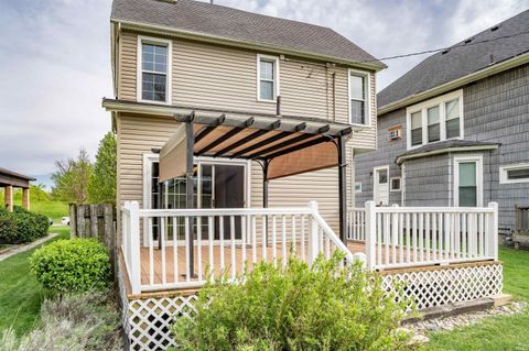 Tiny photo for 1007 Edgewater Ave Ave, Fort Wayne, IN 46805 (MLS # 202614388)