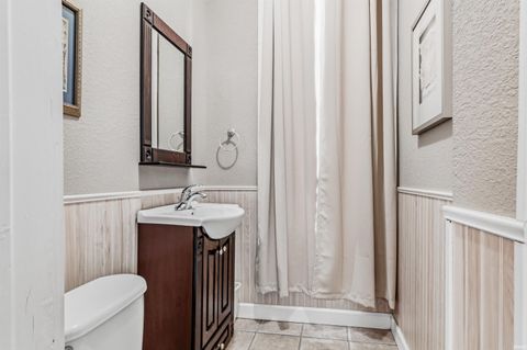 Tiny photo for 1007 Edgewater Ave Ave, Fort Wayne, IN 46805 (MLS # 202614388)