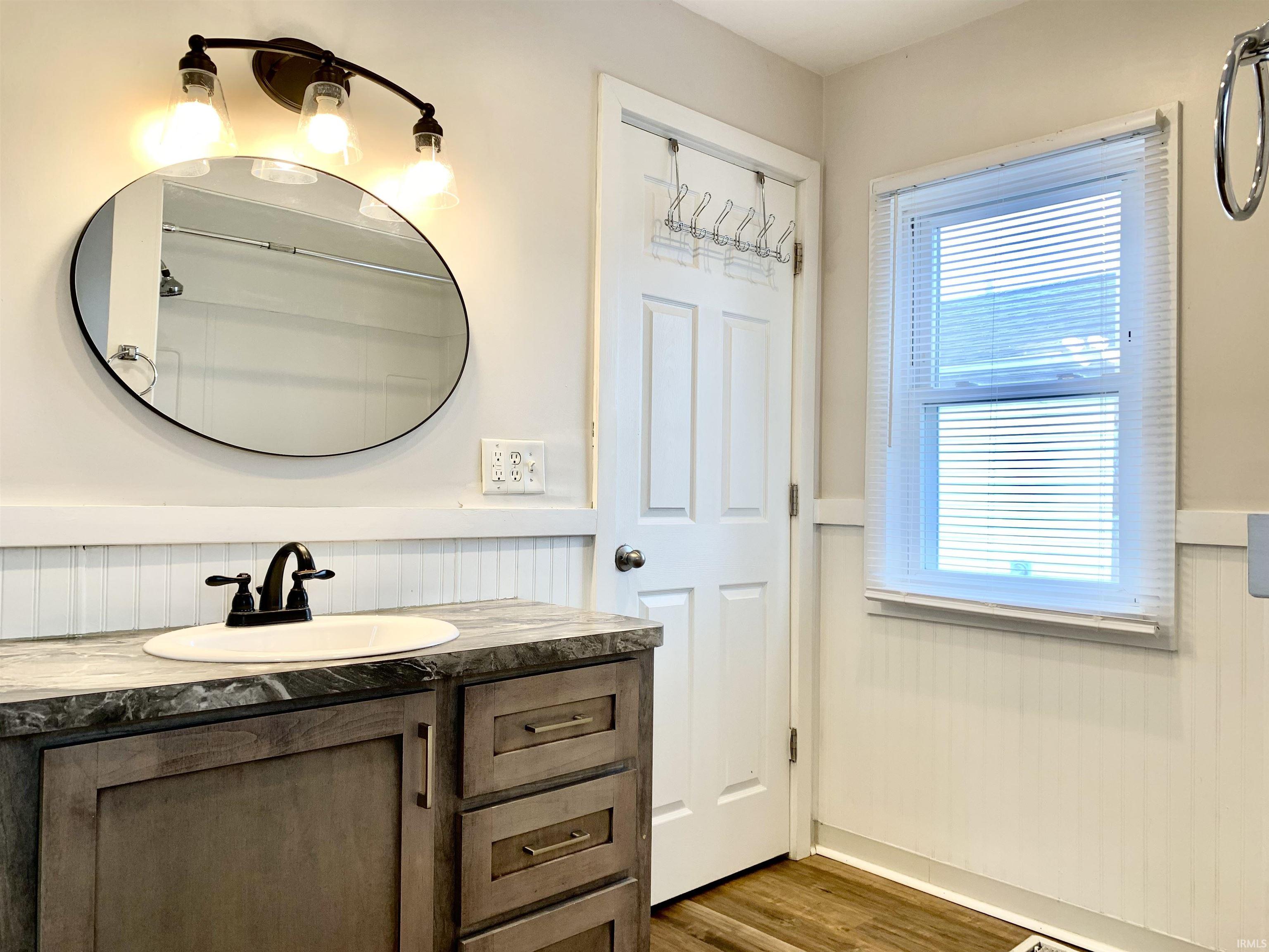 Mishawaka, Indiana 46544, United States, 3 Bedrooms Bedrooms, ,1 BathroomBathrooms,Residential,Active,3523