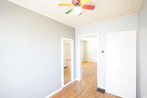 Tiny photo for 1312 E Vaile Avenue, Kokomo, IN 46901 (MLS # 202543288)