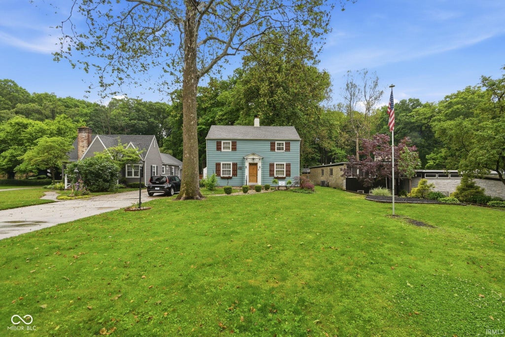 Photo of 1121 Woodlawn Drive, New Castle, IN 47362 (MLS # 202638395)