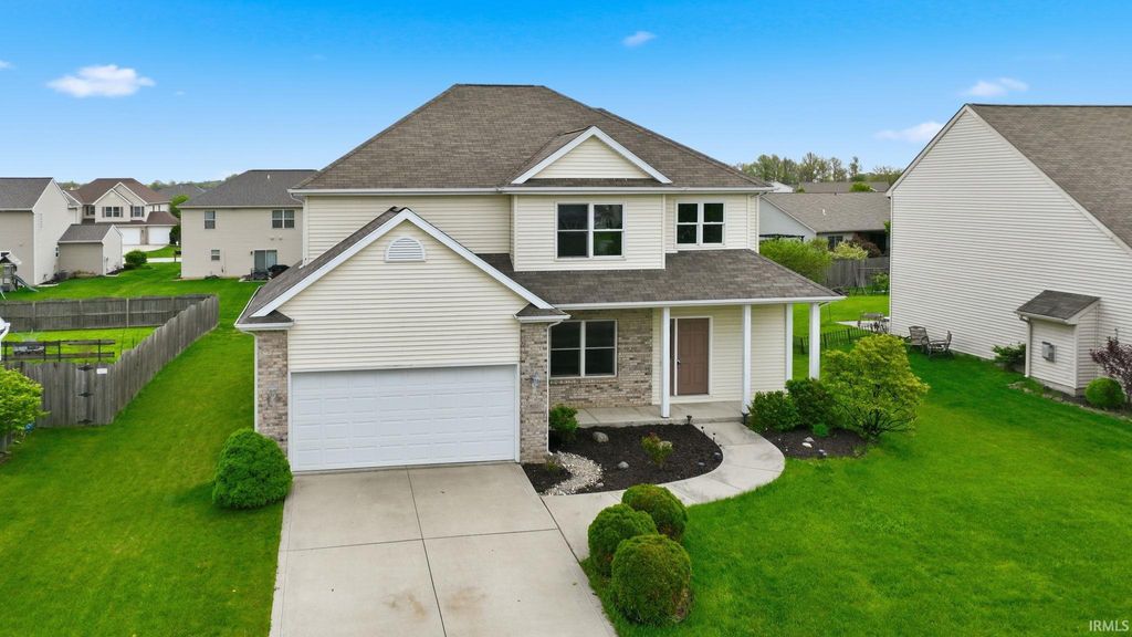 Photo of 8132 Astoria Hill, Fort Wayne, IN 46835 (MLS # 202615643)