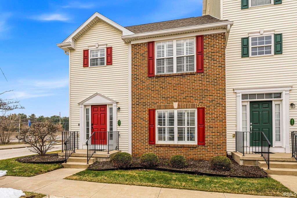 Photo of 437 Abbey Street, South Bend, IN 46637 (MLS # 202606653)